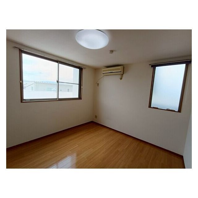 シャトーみずほの居間・リビング