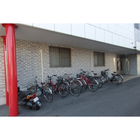 シャトーみずほのエントランス|駐輪場