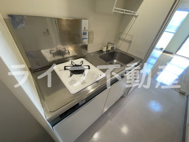 カサデルチルコのキッチン|コンパクトなキッチンで掃除もラクラク