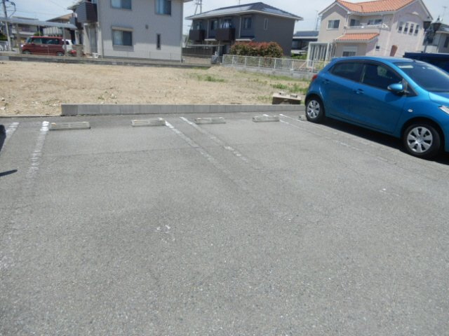 ヒルサイドテラスの駐車場