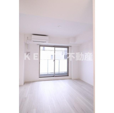 【居間・リビング】 | サンハイム雪が谷大塚 | 使いやすいリビングです