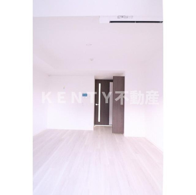 【寝室】 | サンハイム雪が谷大塚 | 広くて明るい寝室