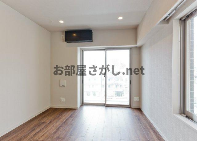 SYFORME MINAMI-IKEBUKURO【おとり物件なし】#豊島区 #雑司ヶ谷の居間・リビング|※同タイプ参考写真です（カラータイプが異なる場合がございます）