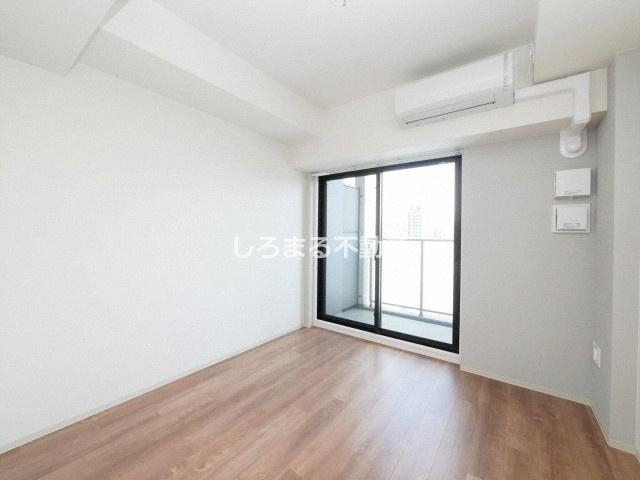 ファーストフィオーレ九条の居間・リビング