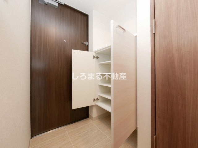 ファーストフィオーレ九条の収納