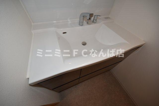 アフルエンス難波イースト