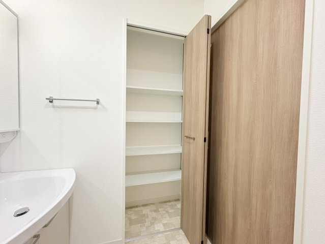 【居間・リビング】 | リベール大津 | 参考写真になりますのでご承知おき下さい。