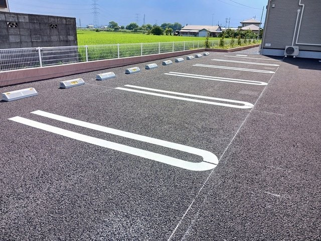 グラン　ソレイユ　Ｋ　Ⅱの駐車場