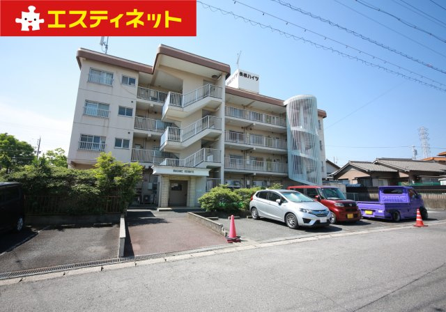 長根ハイツの外観