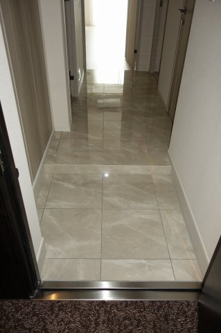 パークホームズ文京白山ヒルテラスの玄関