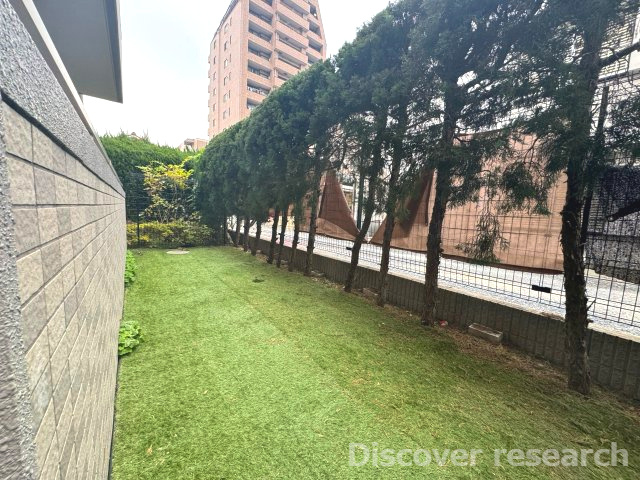 アイディーコート府中の庭|【専用庭（15.50㎡）】
ペットと遊んだりホッと一息お茶をしたりと様々な用途でご利用できそうです♪