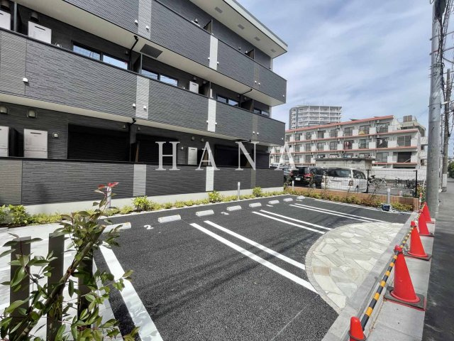 クリンゲルの駐車場