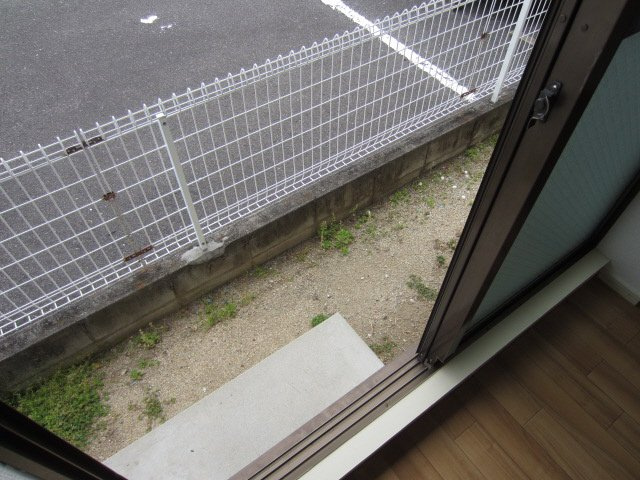 【バルコニー】