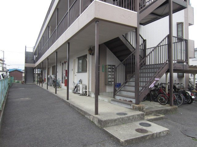 【エントランス】