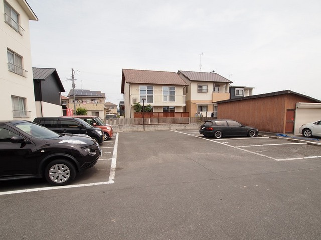 グリーンプラザマサキの駐車場