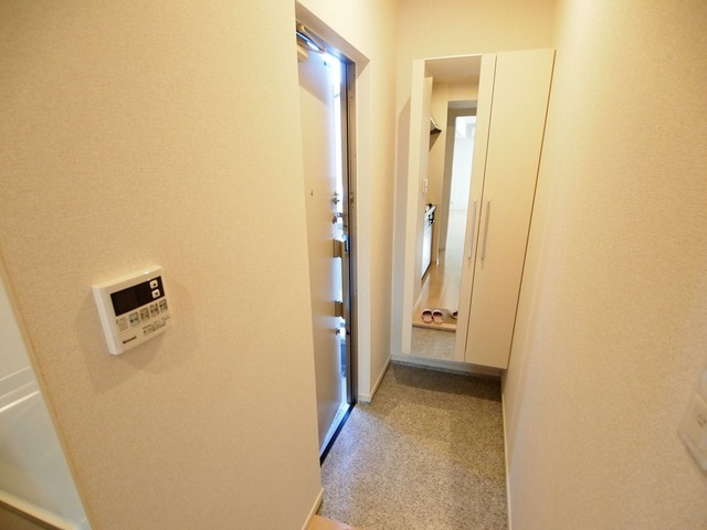 イースト・ヒルの玄関