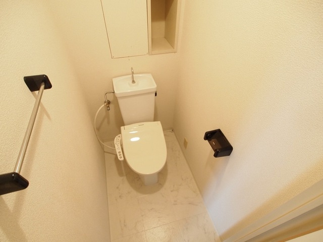 シャトー立田川のトイレ