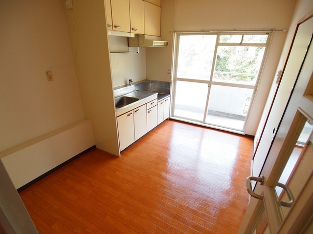 シャトー立田川の居間・リビング