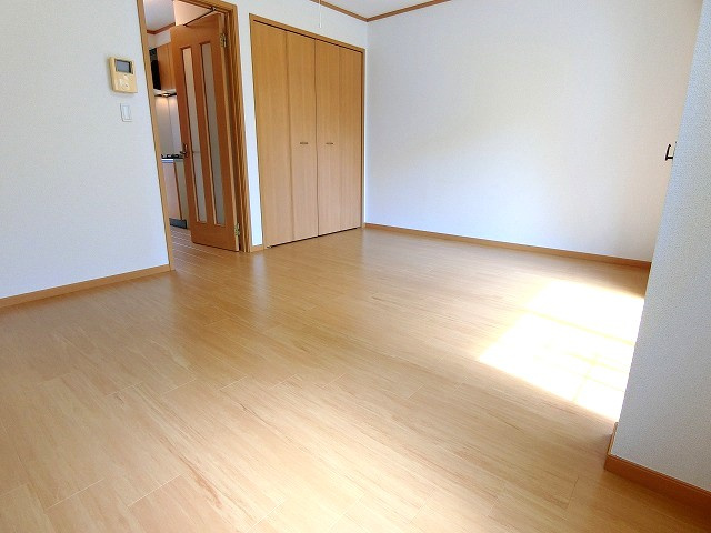 ダイトー南田園Aの寝室|写真は同建物の別部屋を参考に掲載しております。