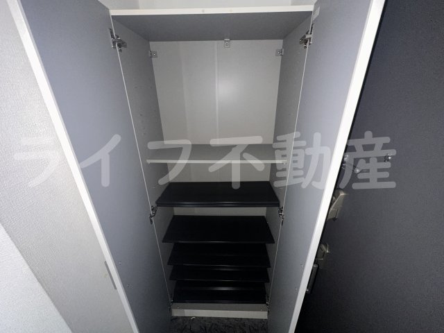 オズレジデンス布施柳通の収納