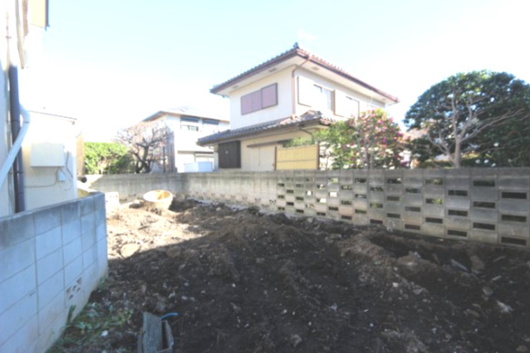 【MIRASUMO】国分寺市本多325①の外観|小屋裏収納は、シーズンオフの荷物もたっぷり収納できます　