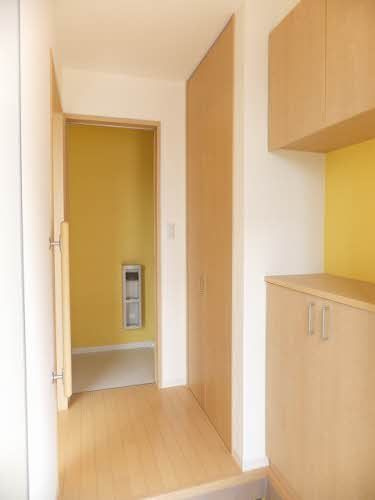 ベイローレル Ⅰ棟の玄関