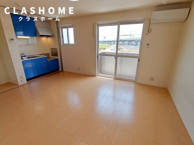 ビューテラス　　刈谷市近郊の賃貸はクラスホームの居間・リビング|同物件の別部屋になります。