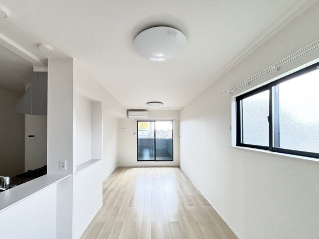 フォレストパレスの洋室|イメージ202号室の写真