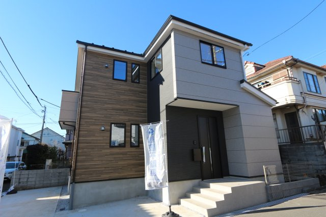 【KIS】国分寺市並木町２期の外観|食器洗い乾燥機・床暖房・浴室乾燥機・浄水器を標準装備。あったら嬉しい家事をサポートする設備が満載です！
