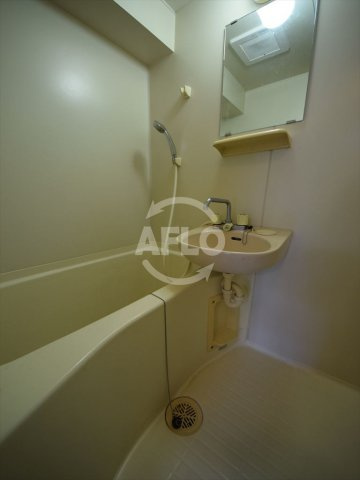 ミ・カーサ・サノの浴室|ミ・カーサ・サノ　バスルーム