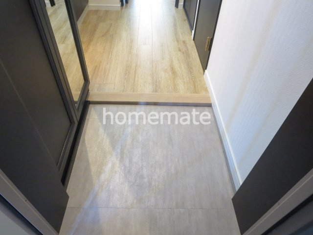 熊本市中央区黒髪５丁目の賃貸マンションの玄関