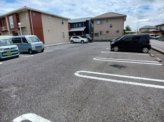 【駐車場】 | フローレンスつくばＡ | 駐車場があります