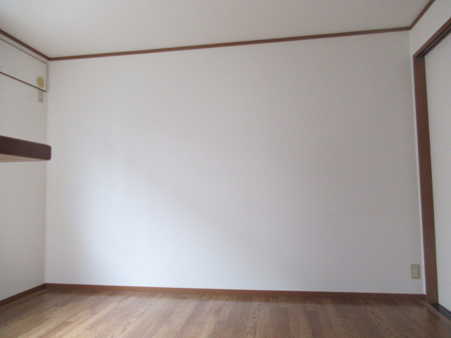 プランドールMITANI　E棟の居間・リビング