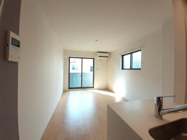 ザ　フォレスト　ガルニエの居間・リビング