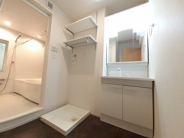 ザ　フォレスト　ガルニエの洗面所