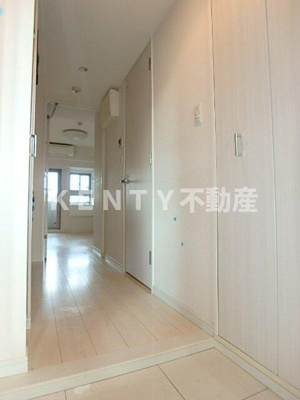 【玄関】 | グランド・ガーラ大森 | 人感センサー照明付の玄関！