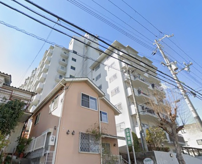 メゾンドール朝霧の外観