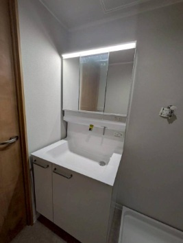 メゾンドール朝霧の独立洗面台