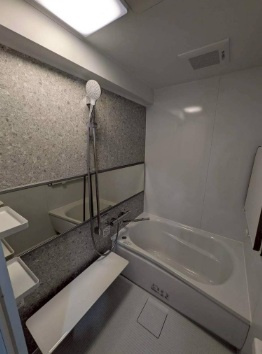 メゾンドール朝霧の浴室