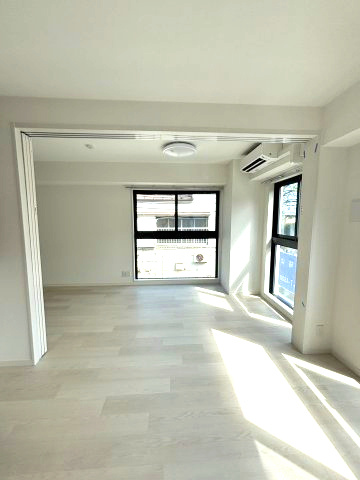 グリーンスクエアみそのの居間・リビング