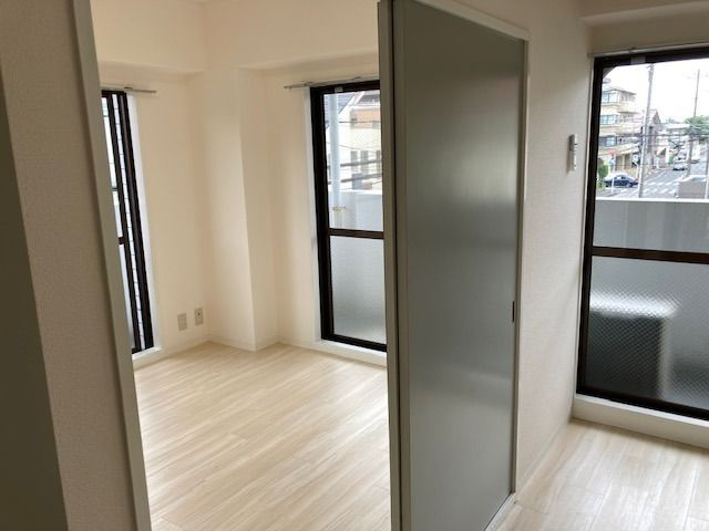 第２レクコーポ舞浜の居間・リビング