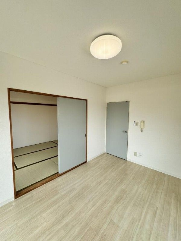 第２レクコーポ舞浜の居間・リビング