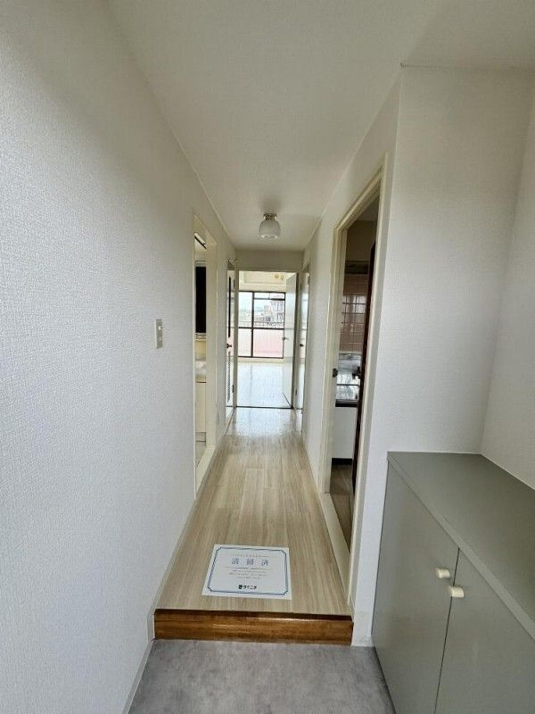 第２レクコーポ舞浜の玄関