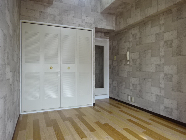 アスフローレスの寝室