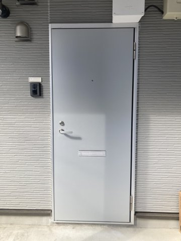 GrandStudio大泉学園の玄関