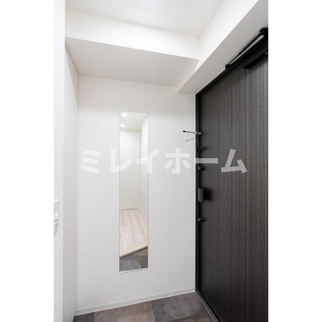 エル・セレーノ品川西大井の玄関