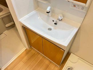 【洗面所】 | アジューレ | 洗面