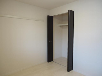 【収納】 | コンフォートレジデンスⅡ | クローゼット