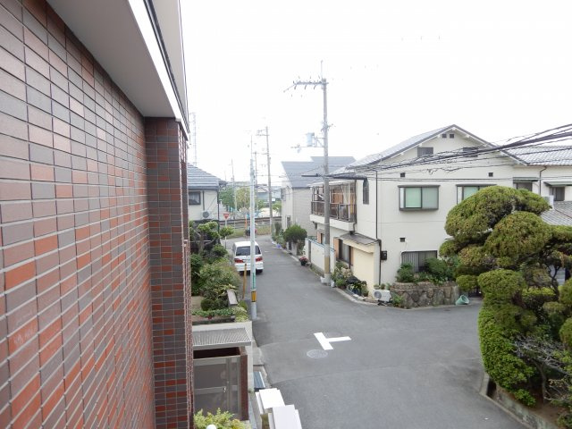 レステ・ビュー桜ヶ丘北町の駐車場