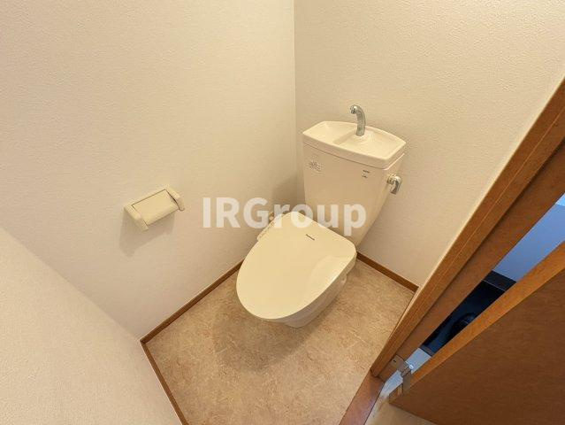 練馬区立野町の賃貸マンションのトイレ